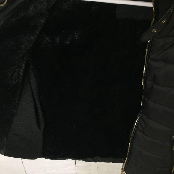 Topshop Shasa Outerwear Womens Puffer Vest M NWOT - Picture 7 of 13
